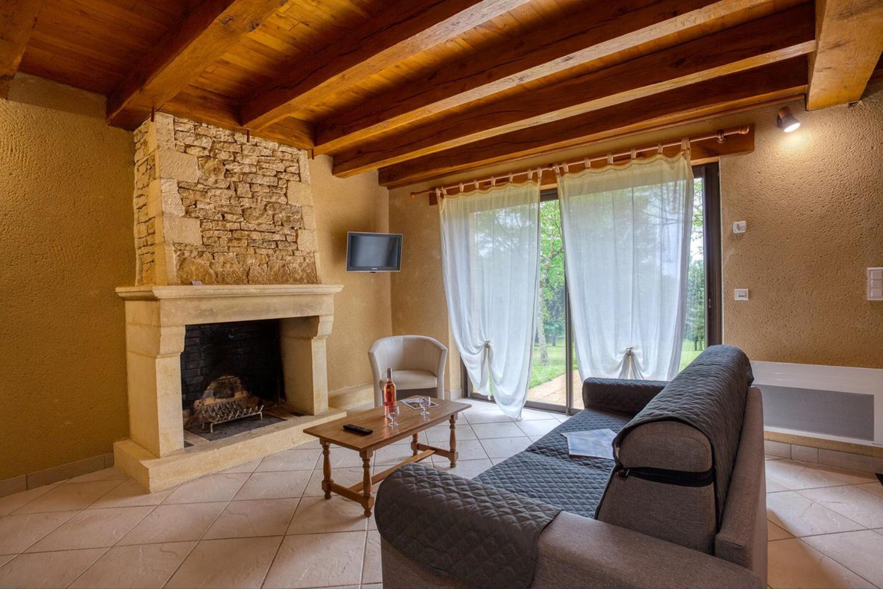 Combas Village De Gites Saint-Crepin-et-Carlucet Exterior photo